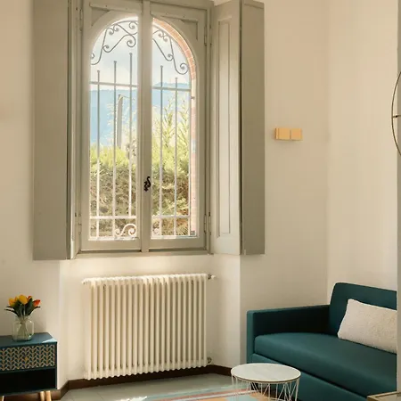 Locana Con Jacuzzi E Vista Laglio