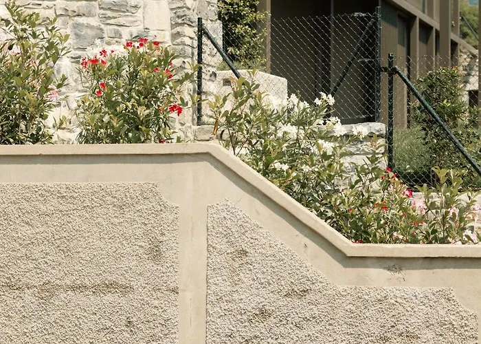 Locana Con Jacuzzi E Vista Laglio